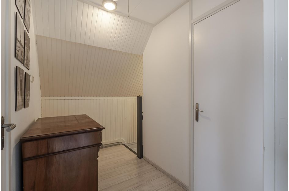 Prins Bernhardstraat 9