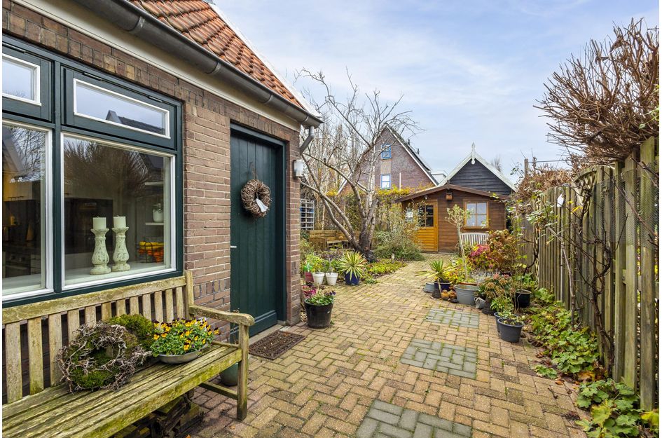 Prins Bernhardstraat 9