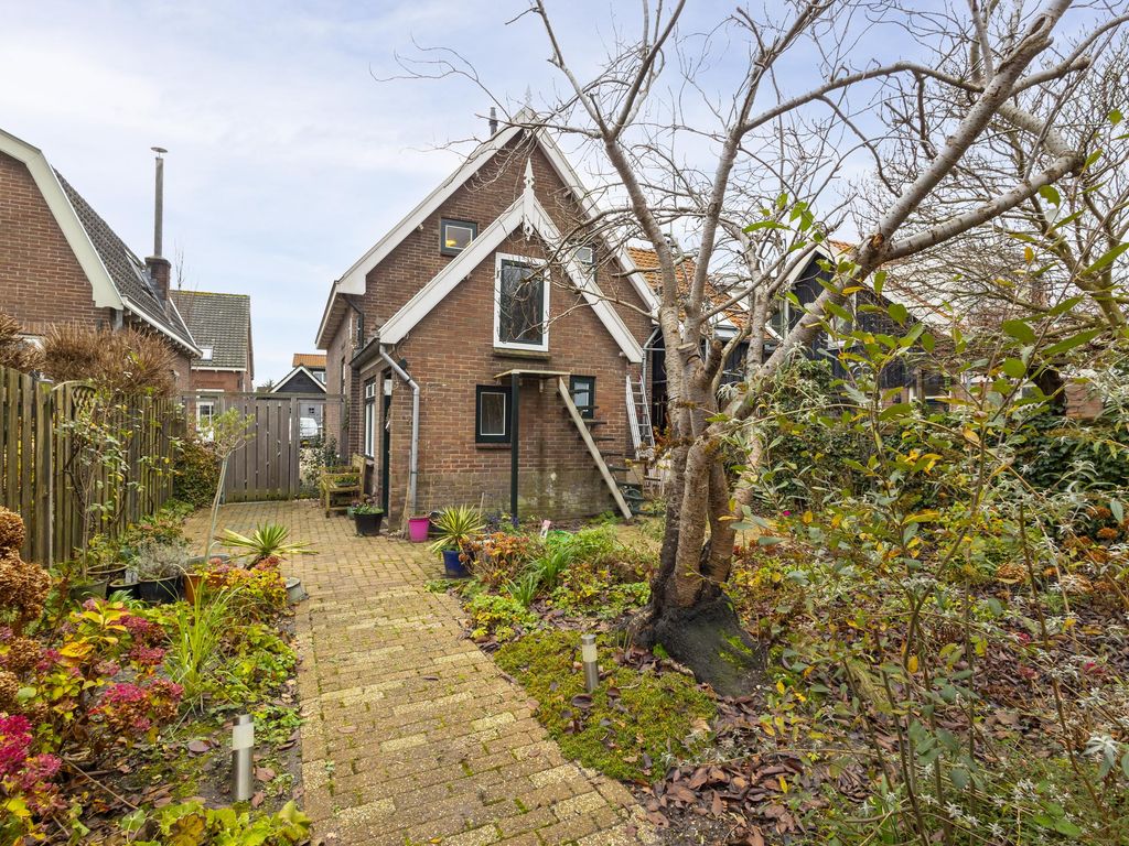 Prins Bernhardstraat 9, HARDINXVELD-GIESSENDAM