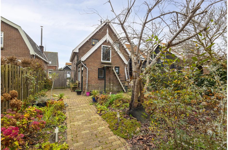 Prins Bernhardstraat 9