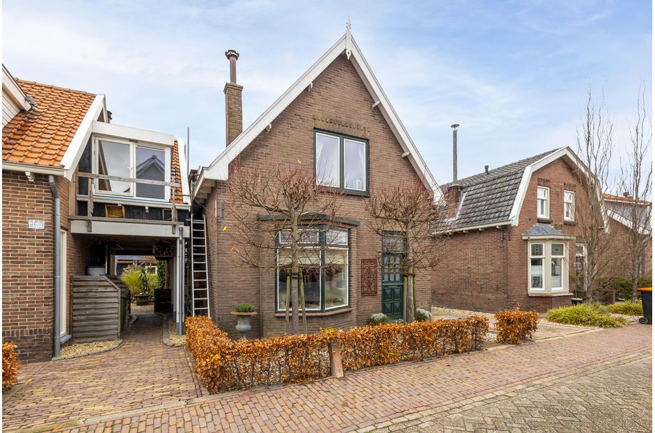 Prins Bernhardstraat 9