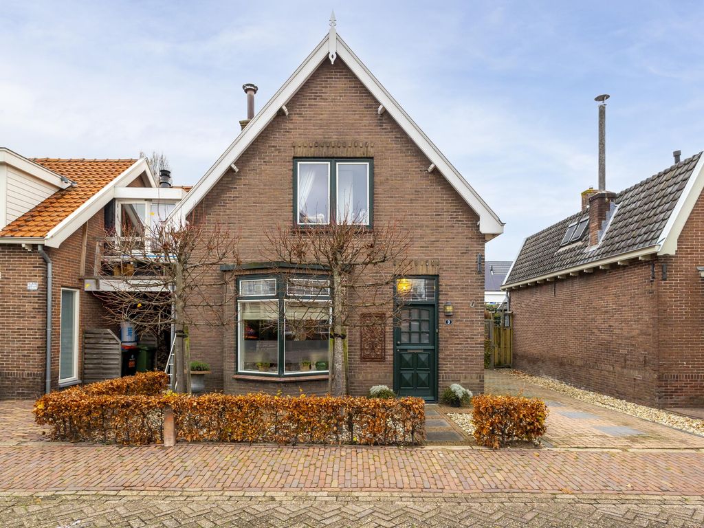 Prins Bernhardstraat 9, HARDINXVELD-GIESSENDAM