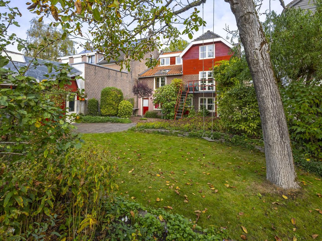 Peulenstraat-zuid 17, HARDINXVELD-GIESSENDAM