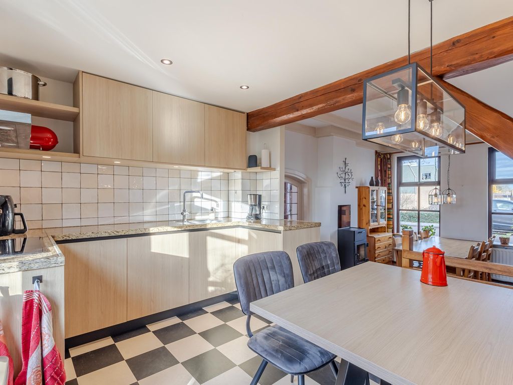 Peulenstraat-zuid 17, HARDINXVELD-GIESSENDAM