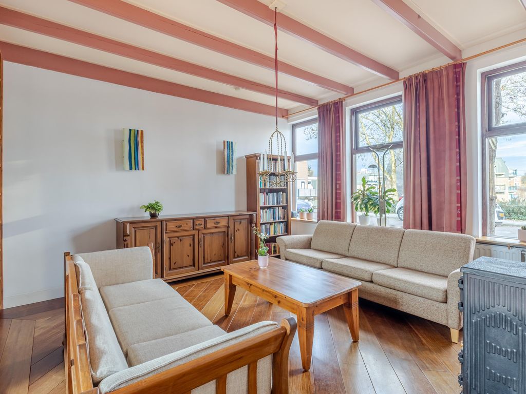 Peulenstraat-zuid 17, HARDINXVELD-GIESSENDAM