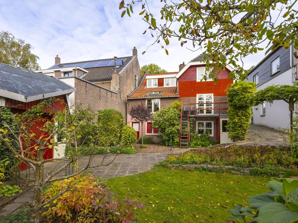 Peulenstraat-zuid 17, HARDINXVELD-GIESSENDAM