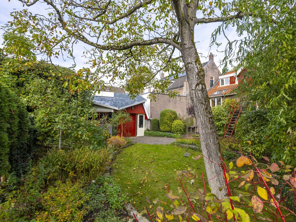 Peulenstraat-zuid 17, HARDINXVELD-GIESSENDAM