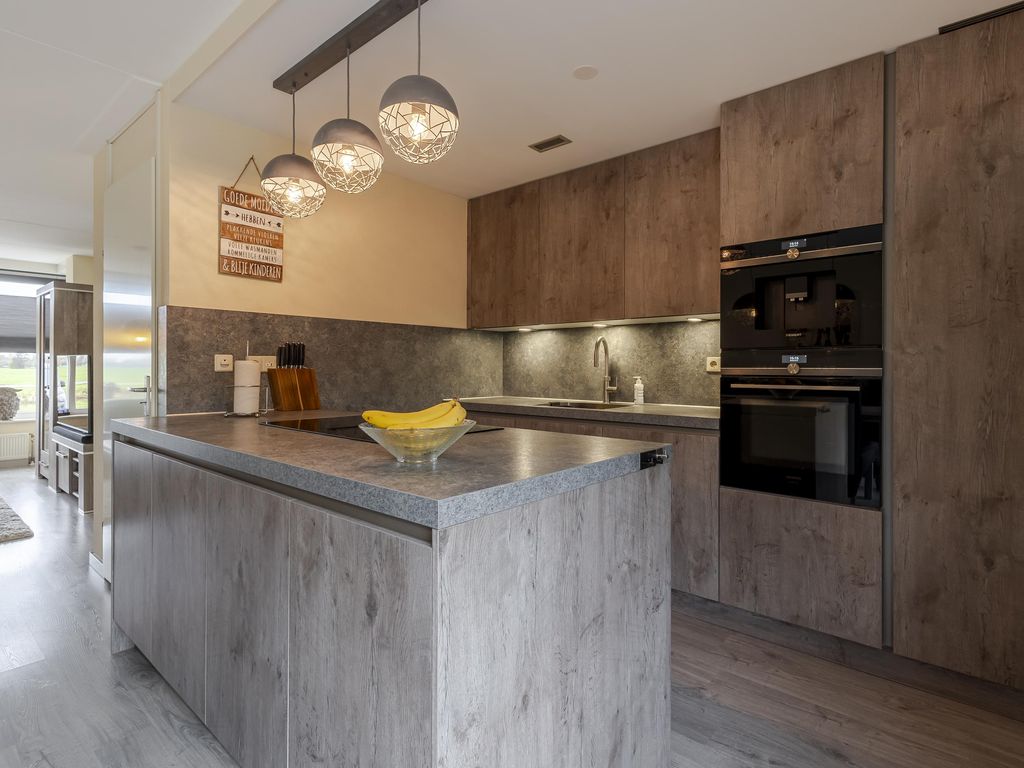 Duizendbladstraat 6, Bleskensgraaf ca