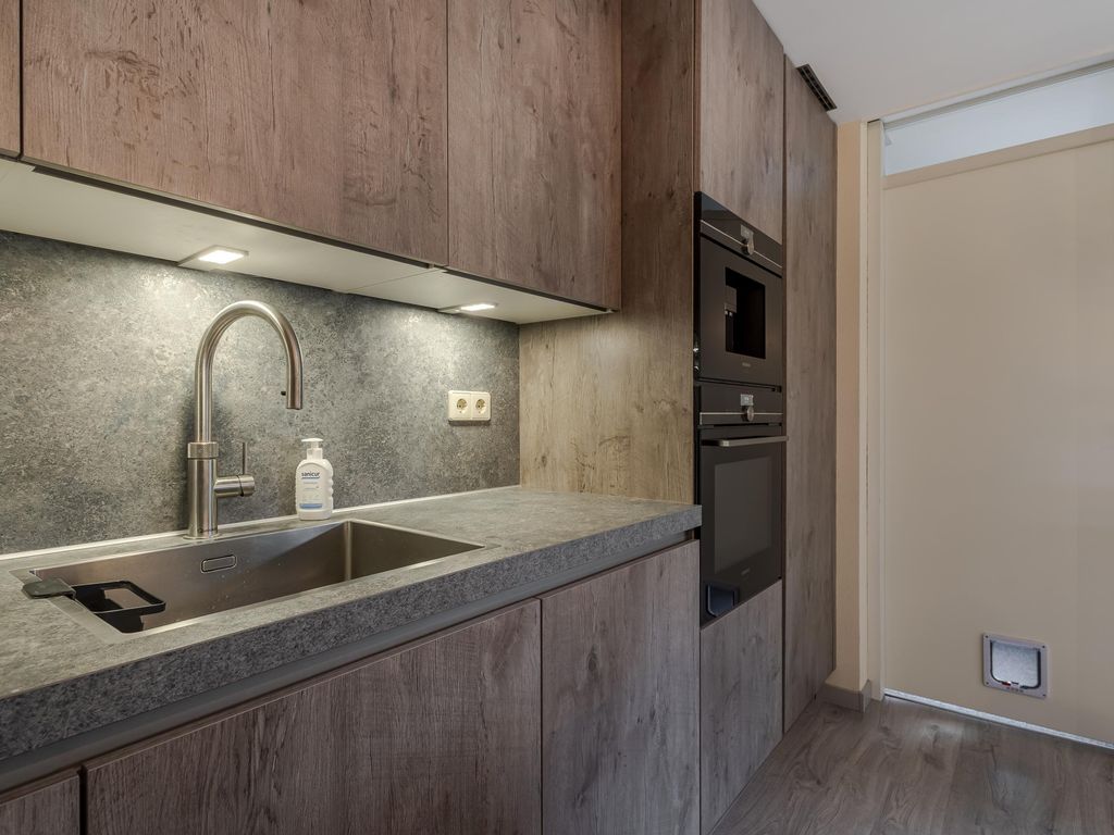 Duizendbladstraat 6, Bleskensgraaf ca