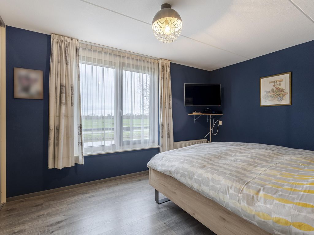 Duizendbladstraat 6, Bleskensgraaf ca