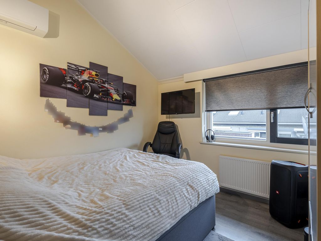 Duizendbladstraat 6, Bleskensgraaf ca