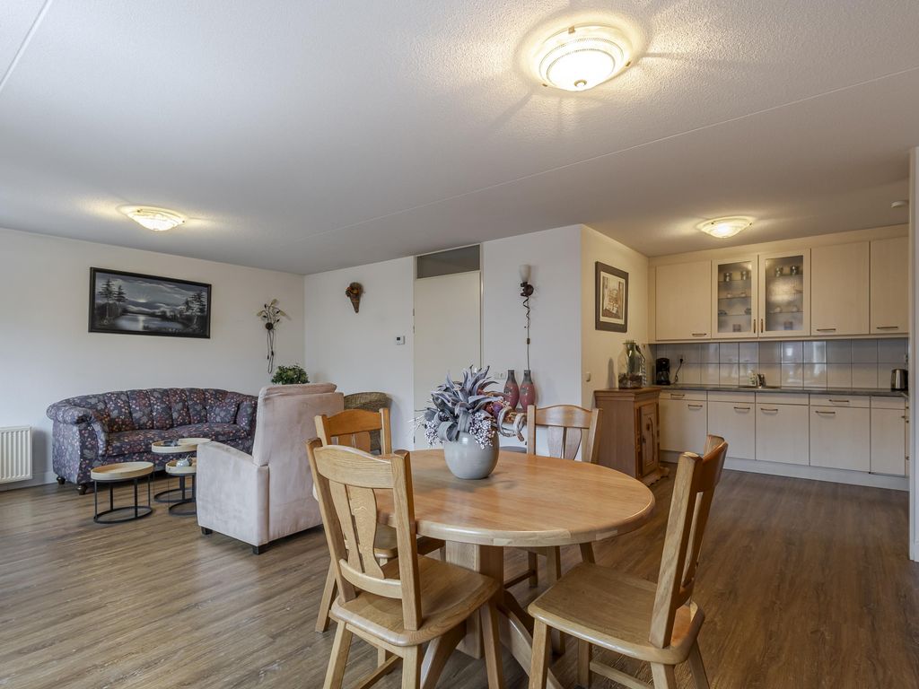 Lijnbaanplein 4, GIESSENBURG