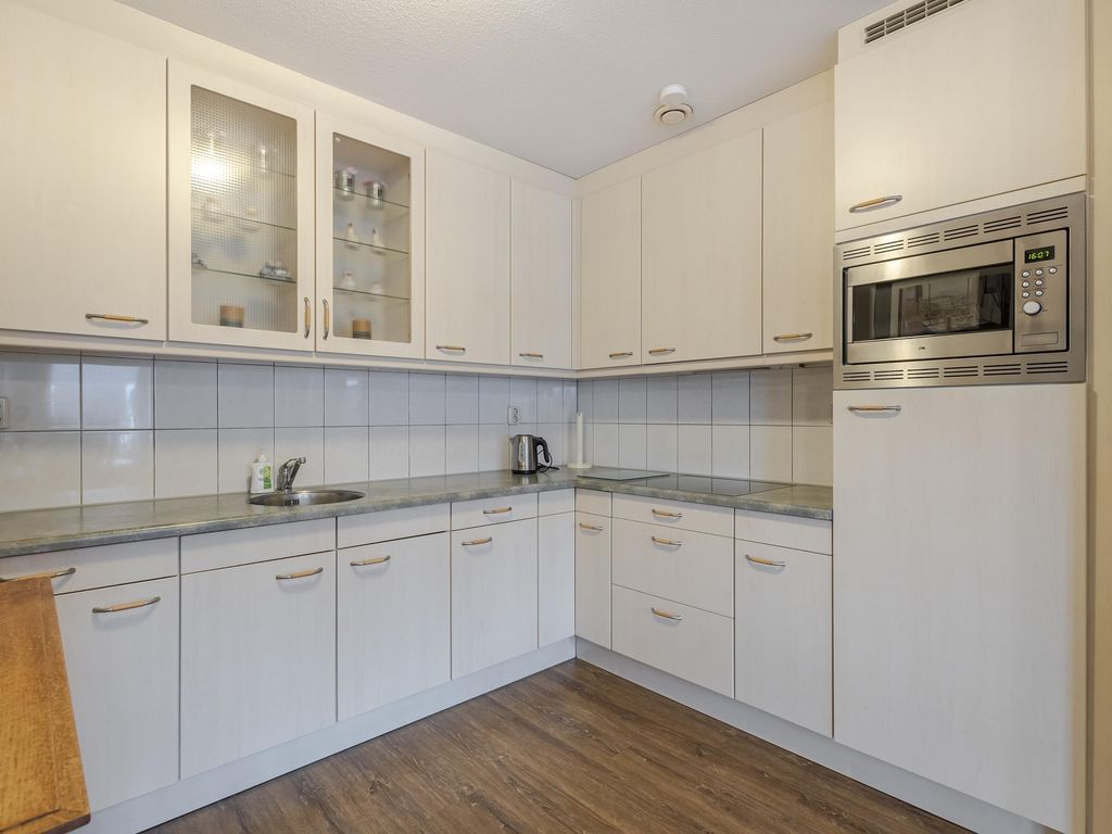 Lijnbaanplein 4, GIESSENBURG