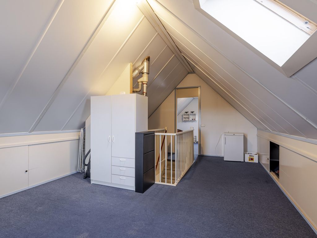 Lijnbaanplein 4, GIESSENBURG