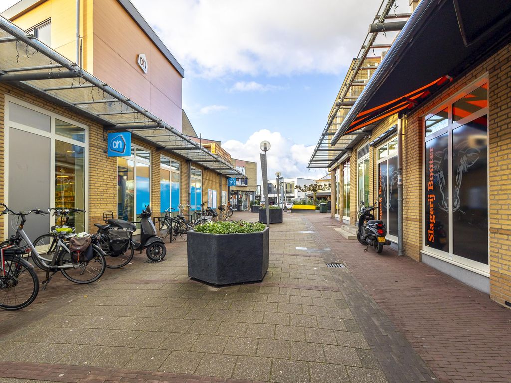 Lijnbaanplein 4, GIESSENBURG