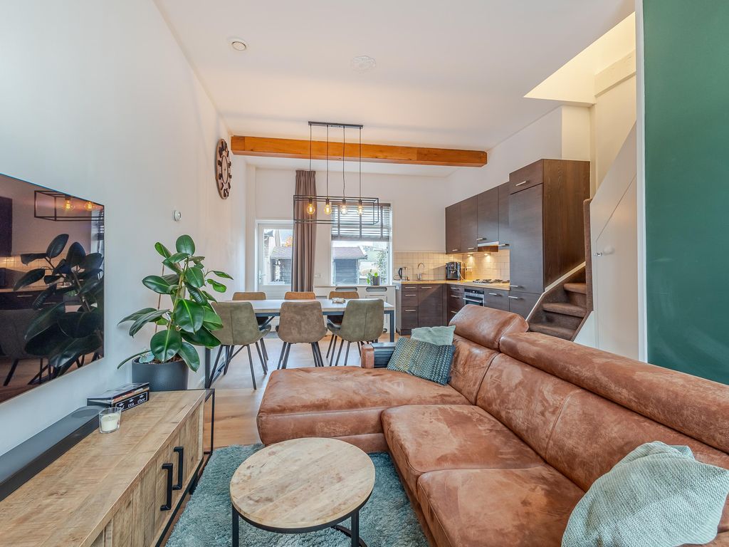 Buitendams 285, Hardinxveld-Giessendam