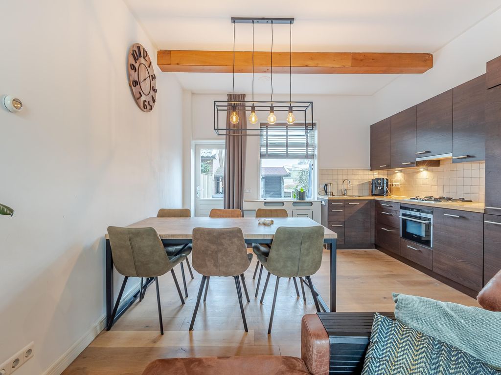 Buitendams 285, Hardinxveld-Giessendam