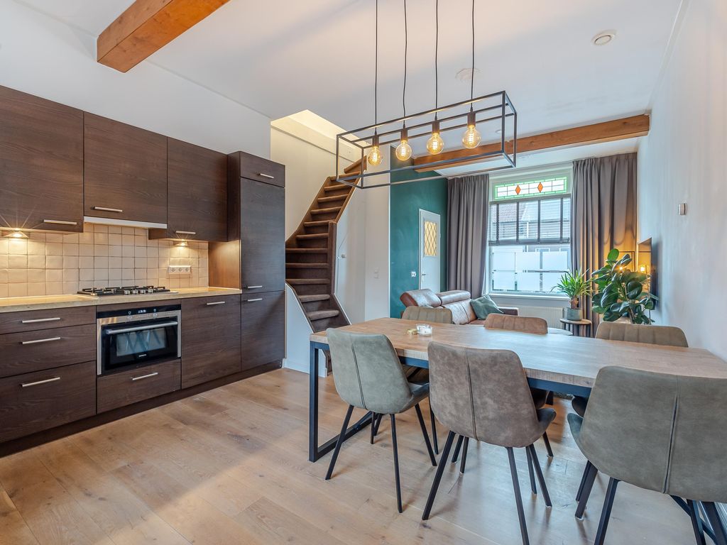 Buitendams 285, Hardinxveld-Giessendam