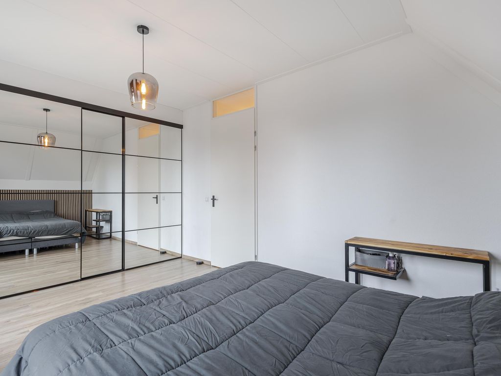 Lindenstraat 6g, Bleskensgraaf ca