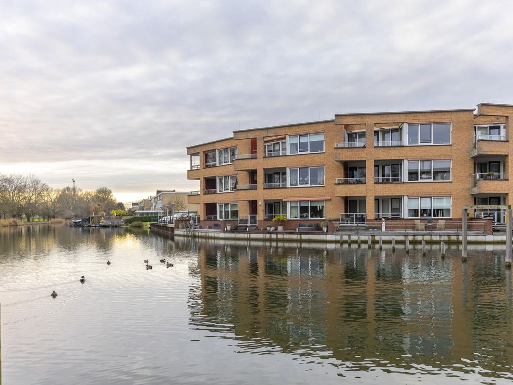 Poolster 27, HARDINXVELD-GIESSENDAM