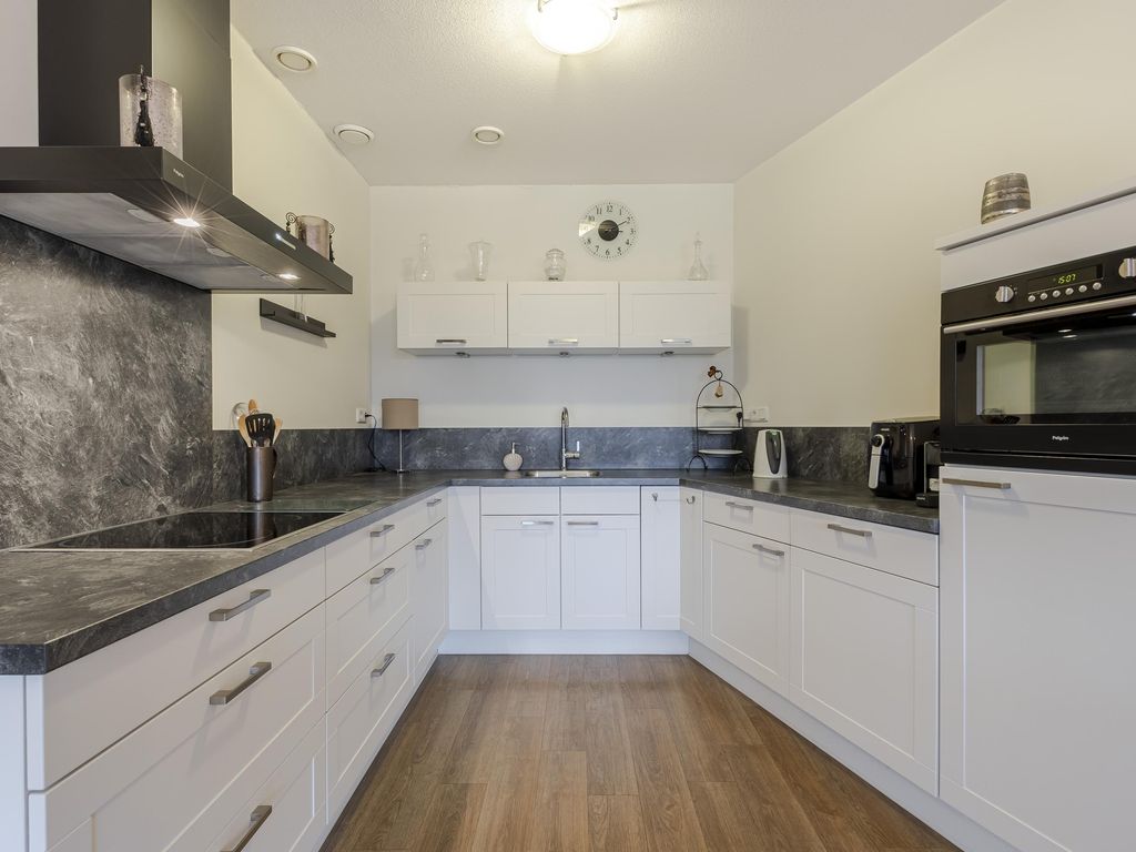 Poolster 27, HARDINXVELD-GIESSENDAM