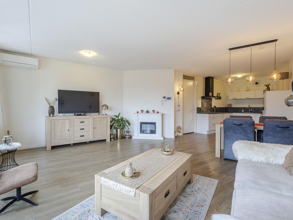 Poolster 27, HARDINXVELD-GIESSENDAM