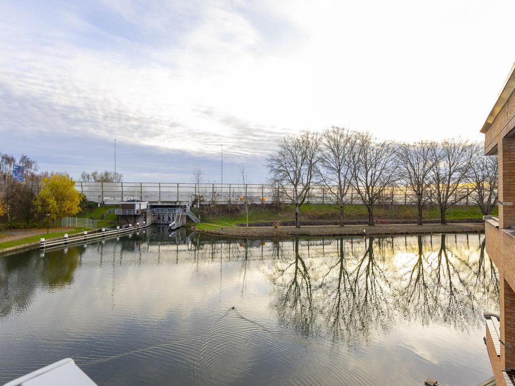 Poolster 27, HARDINXVELD-GIESSENDAM