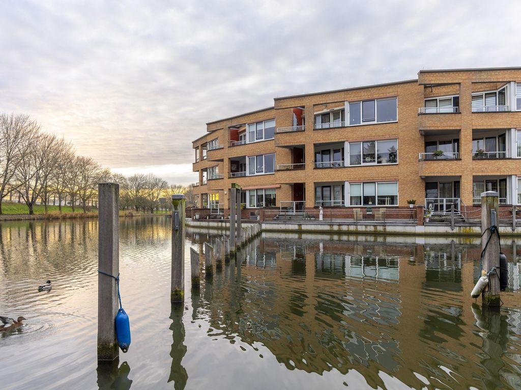 Poolster 27, HARDINXVELD-GIESSENDAM