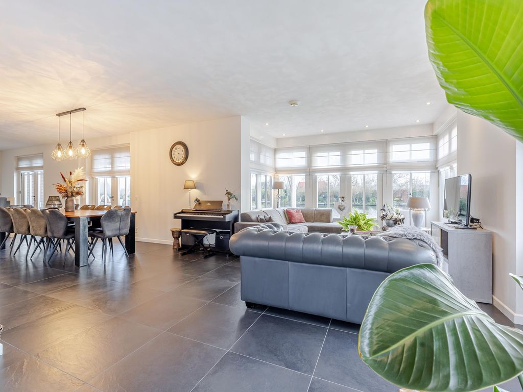 Binnendamseweg 79, GIESSENBURG