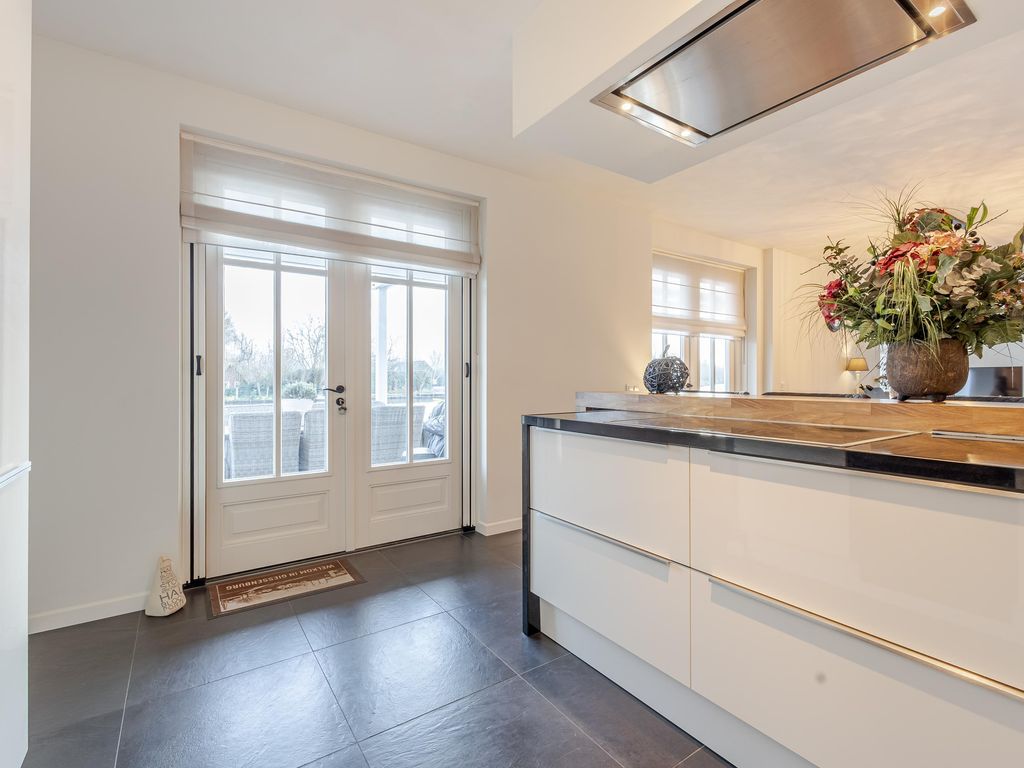 Binnendamseweg 79, GIESSENBURG