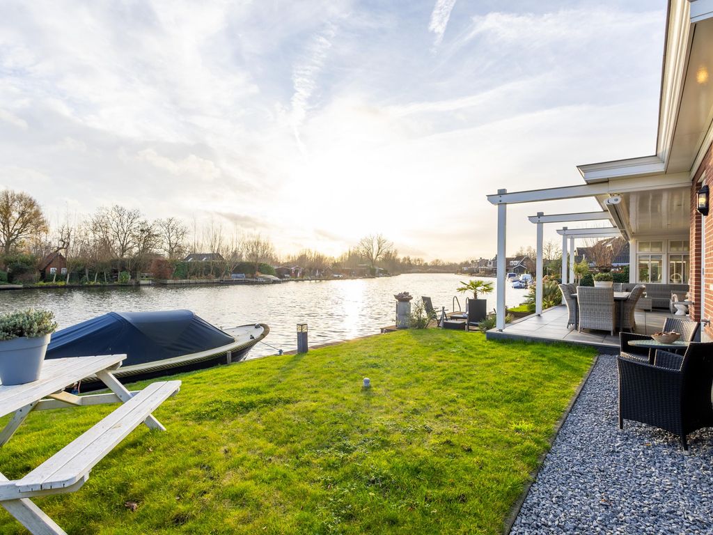 Binnendamseweg 79, GIESSENBURG