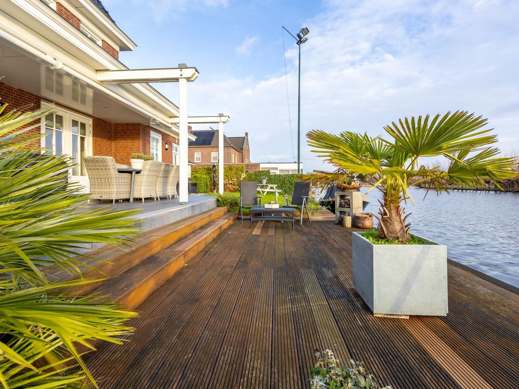 Binnendamseweg 79, GIESSENBURG