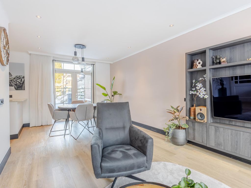 Weteringstraat 11, HARDINXVELD-GIESSENDAM