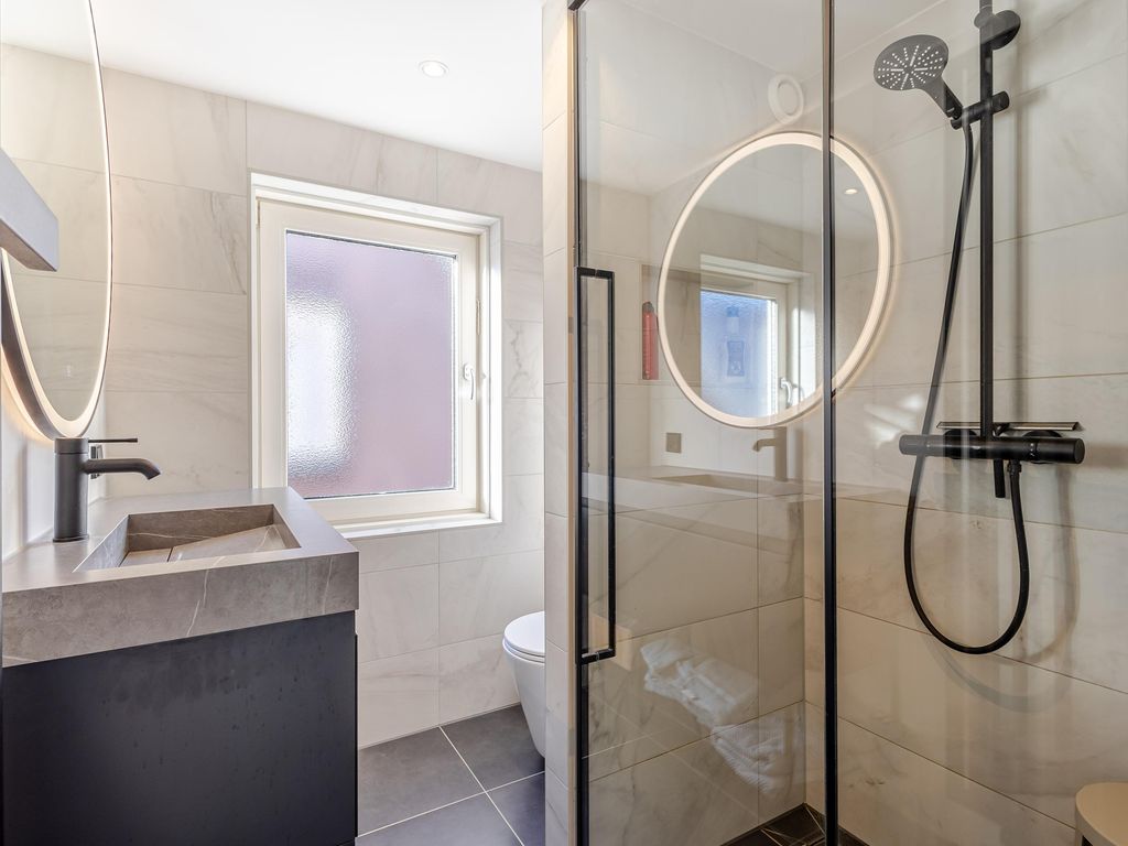 Weteringstraat 11, HARDINXVELD-GIESSENDAM