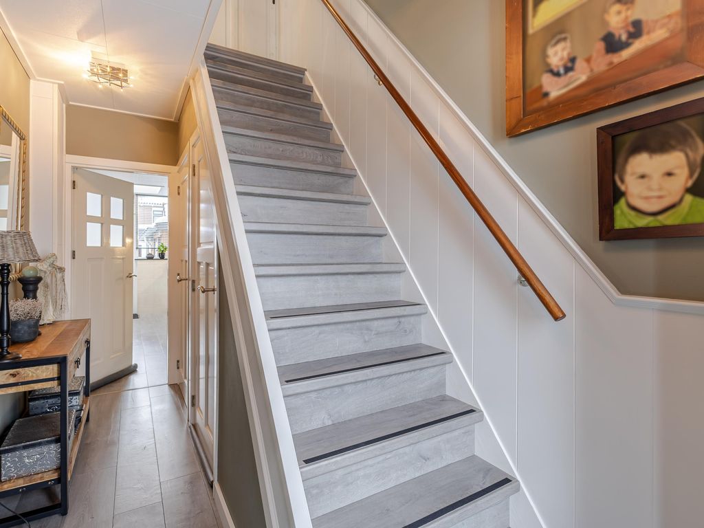 Paulus Potterstraat 16, HARDINXVELD-GIESSENDAM