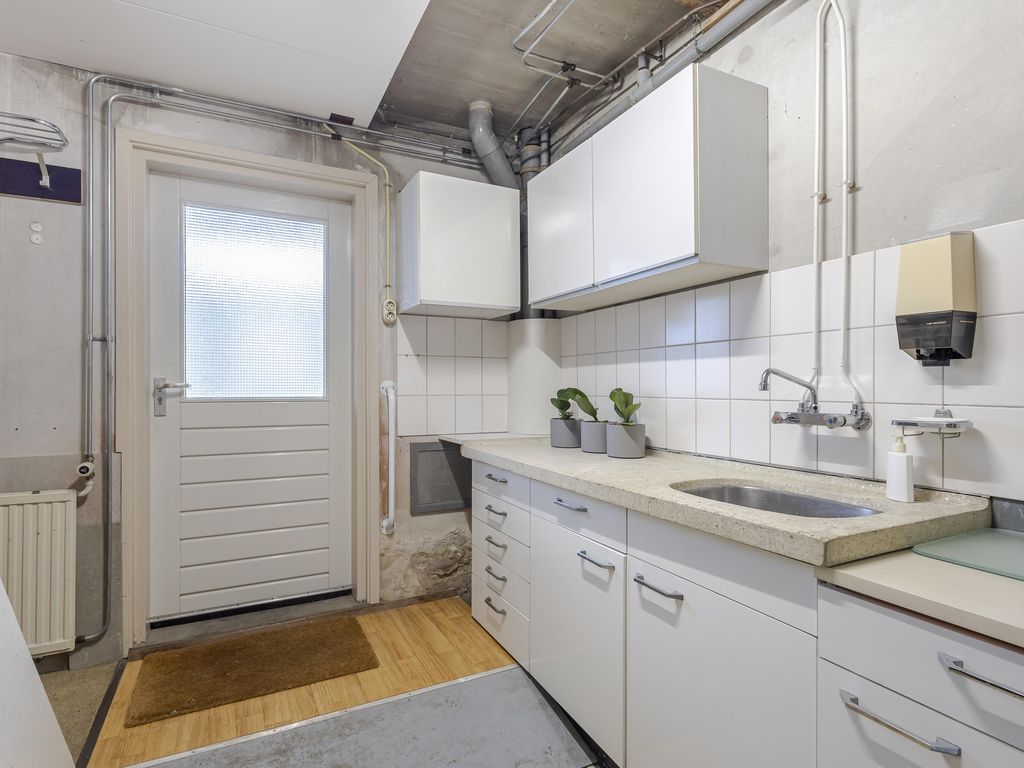 Buitendams 415, HARDINXVELD-GIESSENDAM