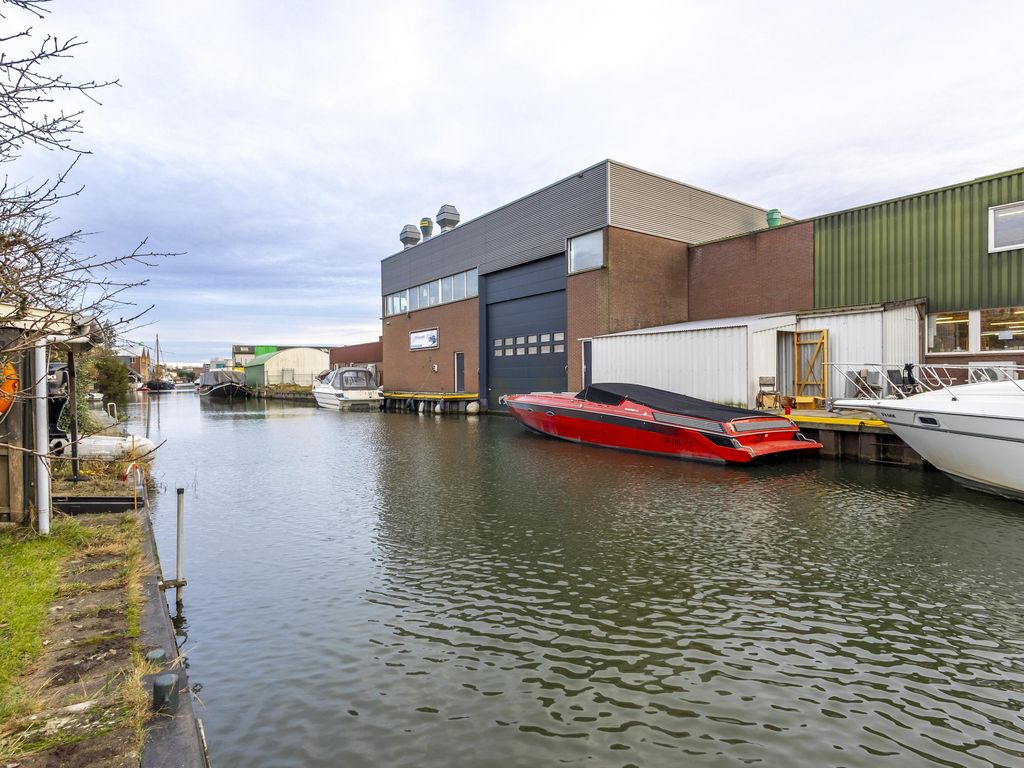 Buitendams 415, HARDINXVELD-GIESSENDAM