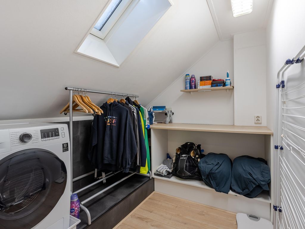 Reinenweer 9, Sliedrecht