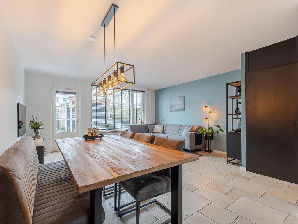 P.A. de Genestetstraat 55, SLIEDRECHT