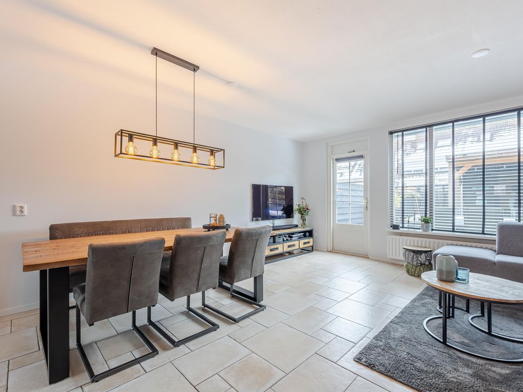 P.A. de Genestetstraat 55, SLIEDRECHT