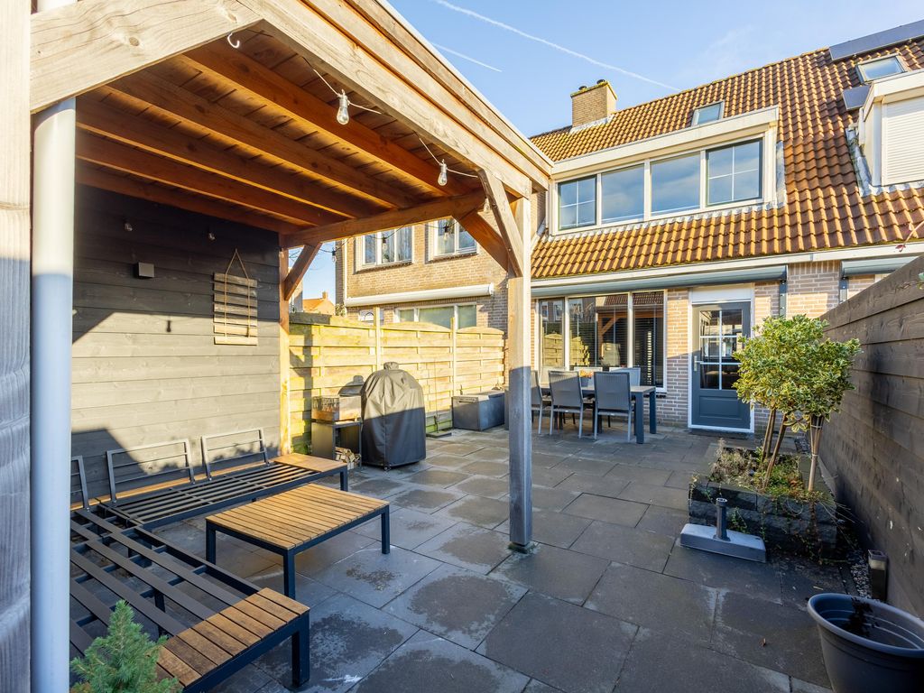 P.A. de Genestetstraat 55, SLIEDRECHT