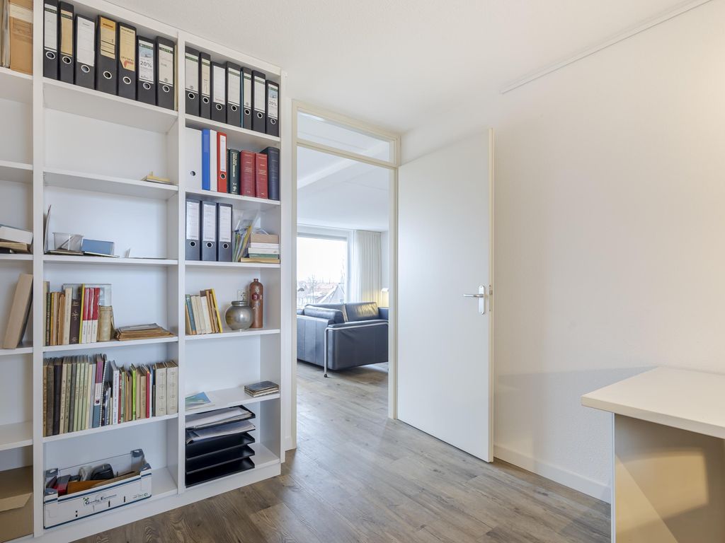 Koningin Wilhelminalaan 101, HARDINXVELD-GIESSENDAM