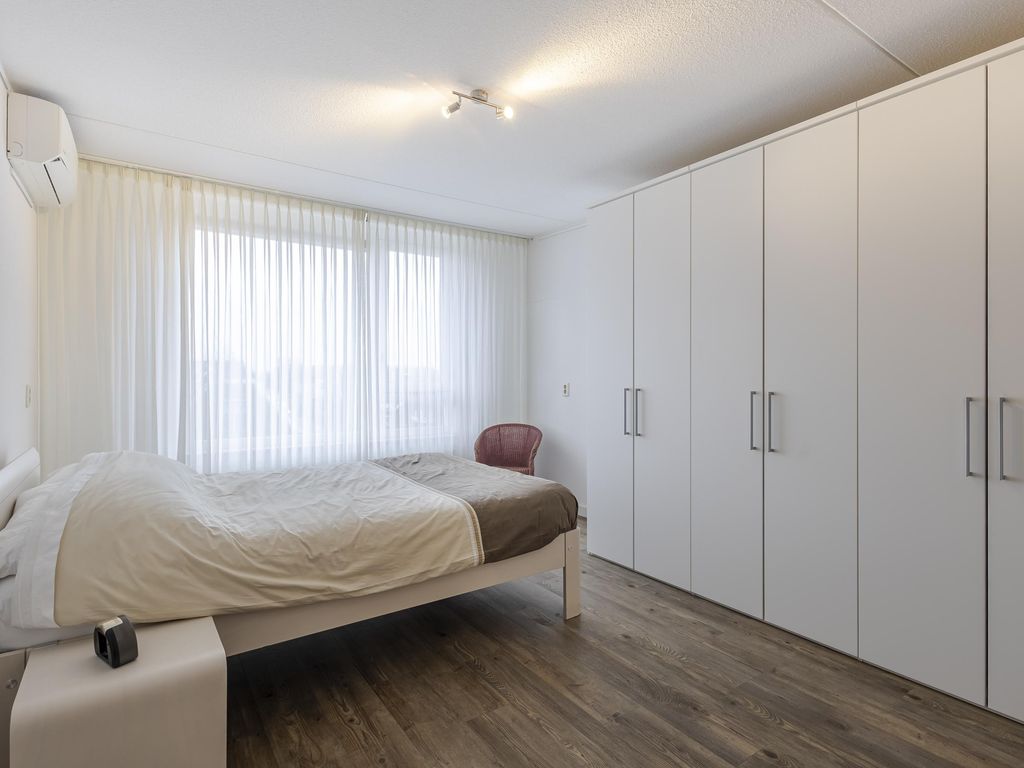 Koningin Wilhelminalaan 101, HARDINXVELD-GIESSENDAM