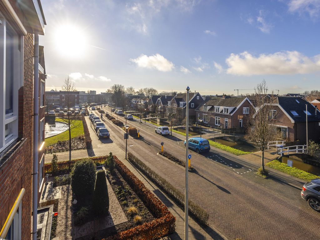 Koningin Wilhelminalaan 101, HARDINXVELD-GIESSENDAM