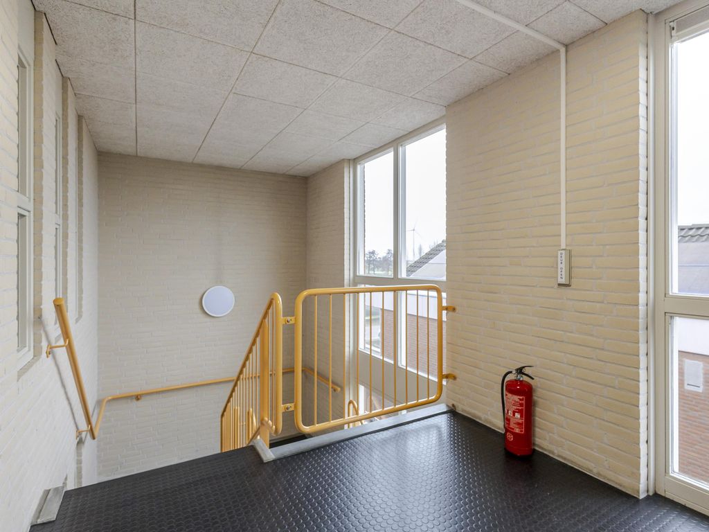 Koningin Wilhelminalaan 101, HARDINXVELD-GIESSENDAM