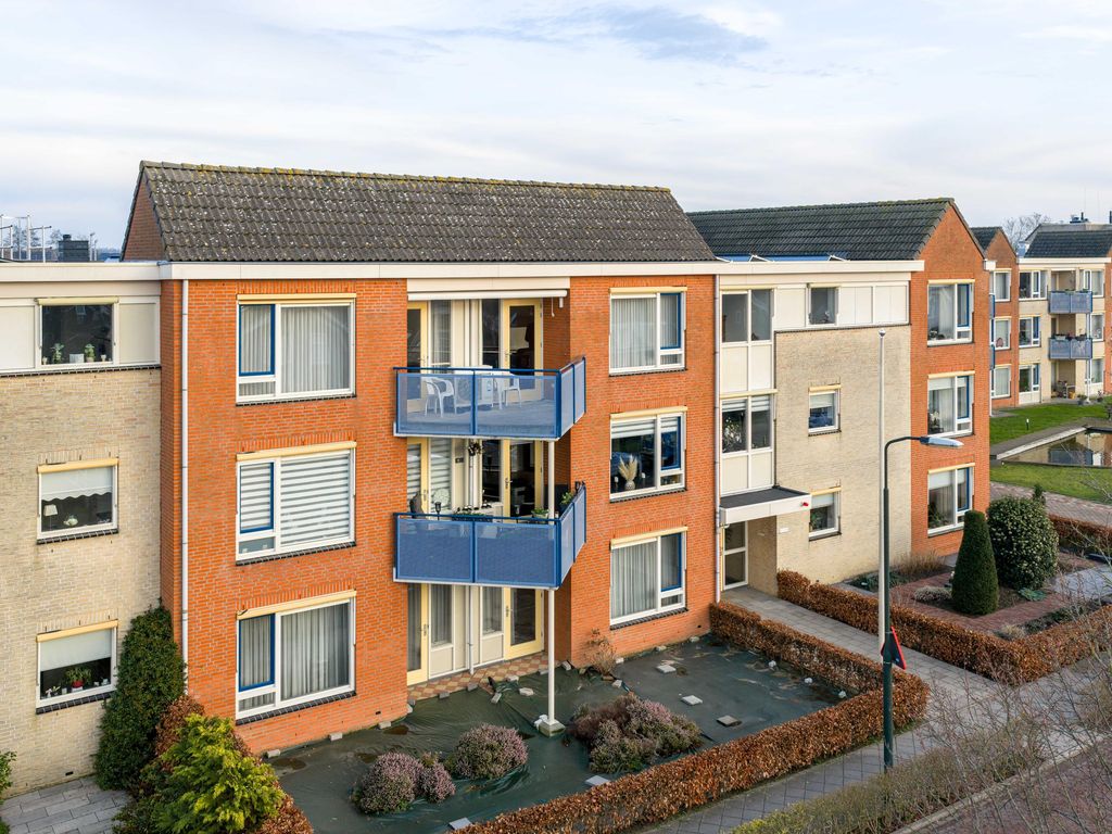 Koningin Wilhelminalaan 101, HARDINXVELD-GIESSENDAM