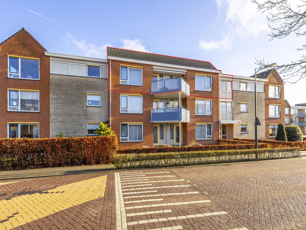 Koningin Wilhelminalaan 101, HARDINXVELD-GIESSENDAM