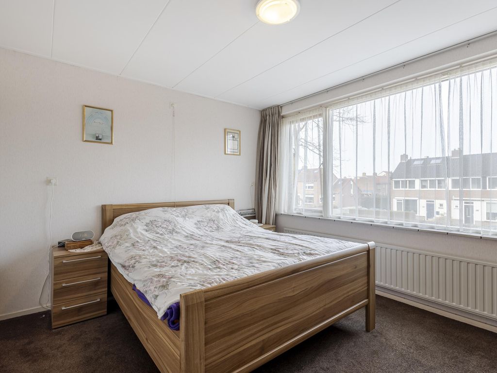 Peulenlaan 55, HARDINXVELD-GIESSENDAM