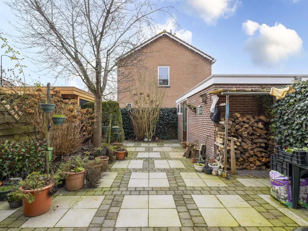 Peulenlaan 55, HARDINXVELD-GIESSENDAM