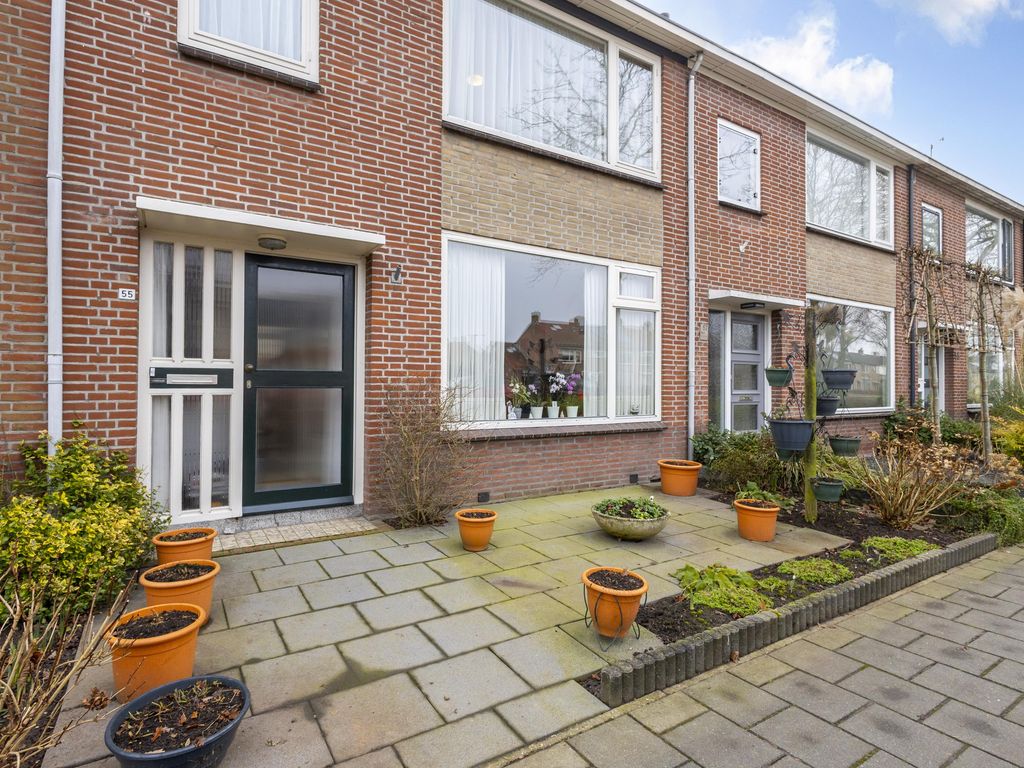 Peulenlaan 55, HARDINXVELD-GIESSENDAM